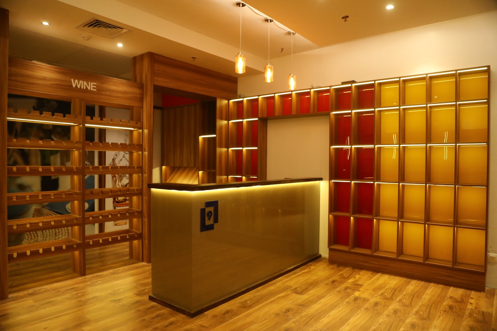 liquor-store-interior-&-exterior-design-next-bc